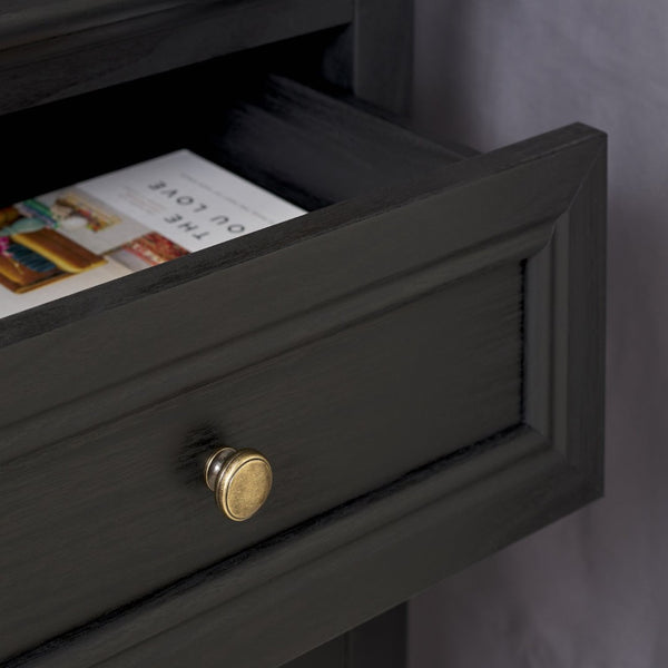 Safavieh Sondra Classic Nightstand With 1 Drawer And Open Shelf For Elegant Bedroom Storage Solutions Black / Gold NST9609B