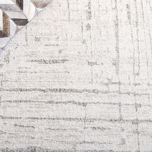 Safavieh Northport Elegant Area Rug Runner - Soft, Durable Power Loomed Design For Modern Home Décor Ivory ,Grey 55% Polyester,45% Polypropylene Ntp404a-5