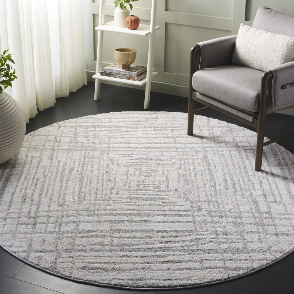 Safavieh Northport Elegant Area Rug Runner - Soft, Durable Power Loomed Design For Modern Home Décor Ivory ,Grey 55% Polyester,45% Polypropylene Ntp404a-7r