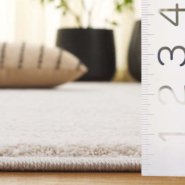 Safavieh Northport Modern Runner Area Rug - Elegant Soft Flooring Solution For Hallways And Narrow Spaces Ivory ,Beige 55% Polyester,45% Polypropylene Ntp412a-5