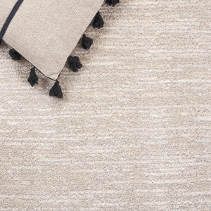 Safavieh Northport Modern Runner Rug – Elegant Power Loomed Design For Hallways & Narrow Spaces, Crafted In Turkey Ivory ,Beige 55% Polyester,45% Polypropylene Ntp414a-5