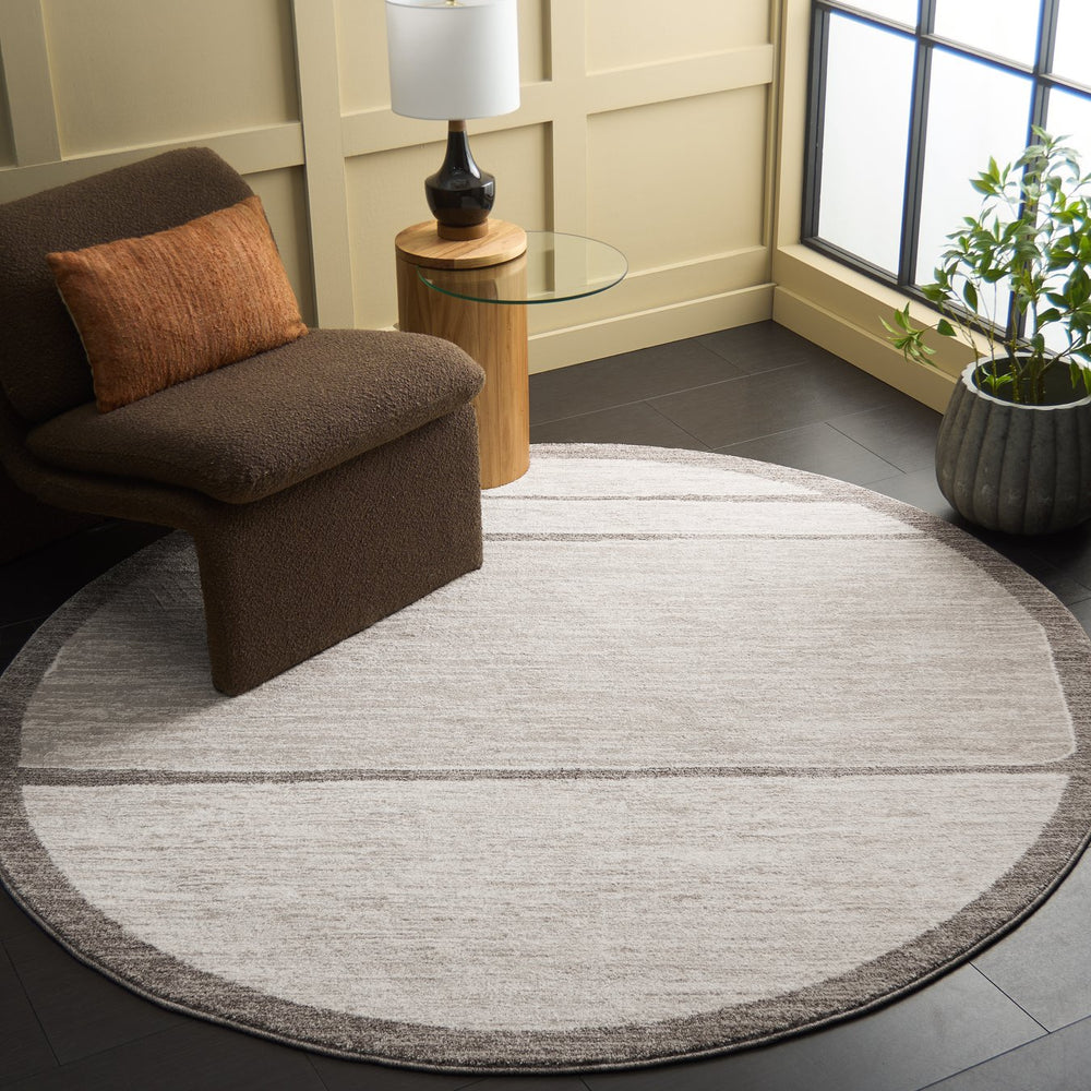 Safavieh Northport Modern Runner Rug – Elegant Power Loomed Design For Hallways & Narrow Spaces, Crafted In Turkey Ivory ,Beige 55% Polyester,45% Polypropylene Ntp414a-7r