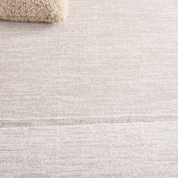 Safavieh Northport Elegant Turkish Area Rug With Luxurious Pile Height For Modern Home Decor Upgrade Ivory ,Grey 55% Polyester,45% Polypropylene Ntp428a-5