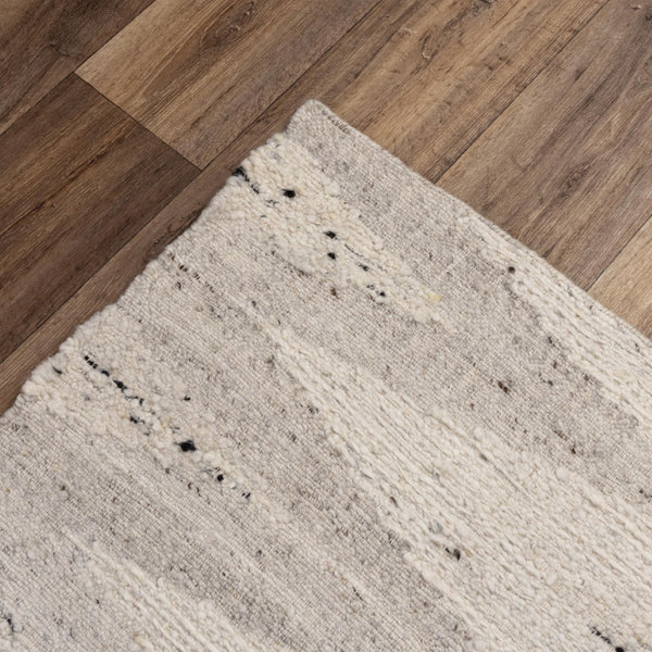 Rizzy Nova NVA946 Hand Woven  Hand Spun Wool/Cotton Rug Ivory 9' x 12'