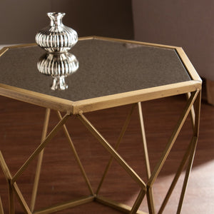 Safavieh Joelle Gold Metal Geometric Accent Table With Antique Mirrored Top For Modern Interiors OC2320