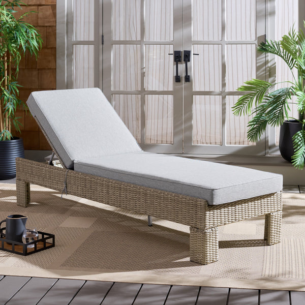 Safavieh Jeremy Outdoor Pe Wicker Sunlounger With Uv Resistant Weave And Foam Padded Cushion OD370507