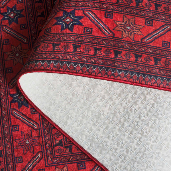 Safavieh Orlando Elegant Oriental Pattern Area Rug - Luxurious Red And Black Design For Timeless Charm Red ,Black 70% Felt,25% Velvet,5% Laminated Film Orl754q-8