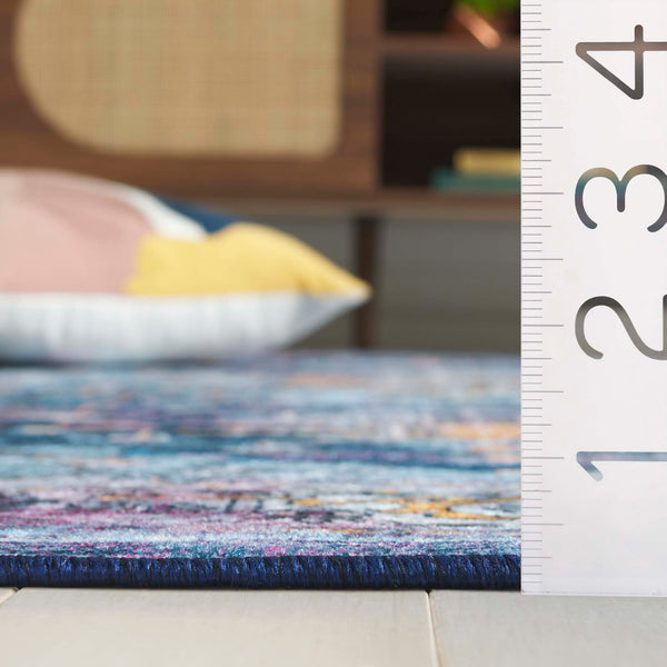 Safavieh Orlando Traditional Runner Rug - Exquisite Floral & Geometric Design, Durable & Washable Elegance Light Blue ,Navy 70% Felt,25% Velvet,5% Laminated Film Orl756k-5