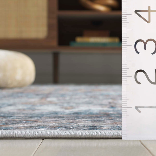 Safavieh Orlando Elegant Oriental Runner Rug - Luxurious Power Loomed Design For Hallway Charm And Warmth Blue ,Beige 70% Felt,25% Velvet,5% Laminated Film Orl760m-5