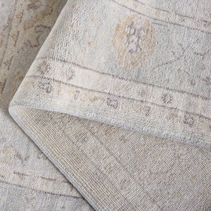 Safavieh Oushak Hand-knotted Area Rug – Elegant Floral Design In Soft Grey And Beige, Perfect For Any Space Light Grey ,Beige 80% Wool,20% Cotton Osh651g-6