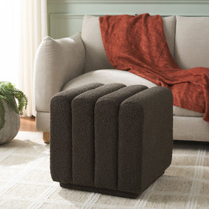 Safavieh Joseph Square Ottoman - Elegant Minimalist Accent Piece Offering Plush Comfort And Versatile Style Brown Boucle OTT1307D