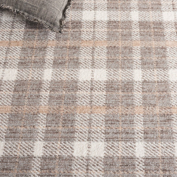 Safavieh Oxford Plaids Power Loomed Polyester Runner Rug for Entryways in Tonal Grey Light Grey / Grey 9' x 12' OXP304F-9