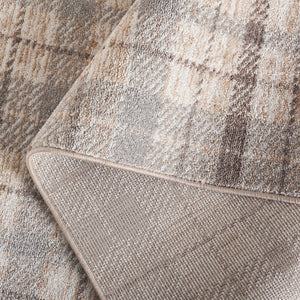 Safavieh Oxford Plaids Area Rug - Elegant Light Grey Design For Modern Living Spaces, Durable & Soft Touch Grey ,Beige Polyester Oxp304g-7sq