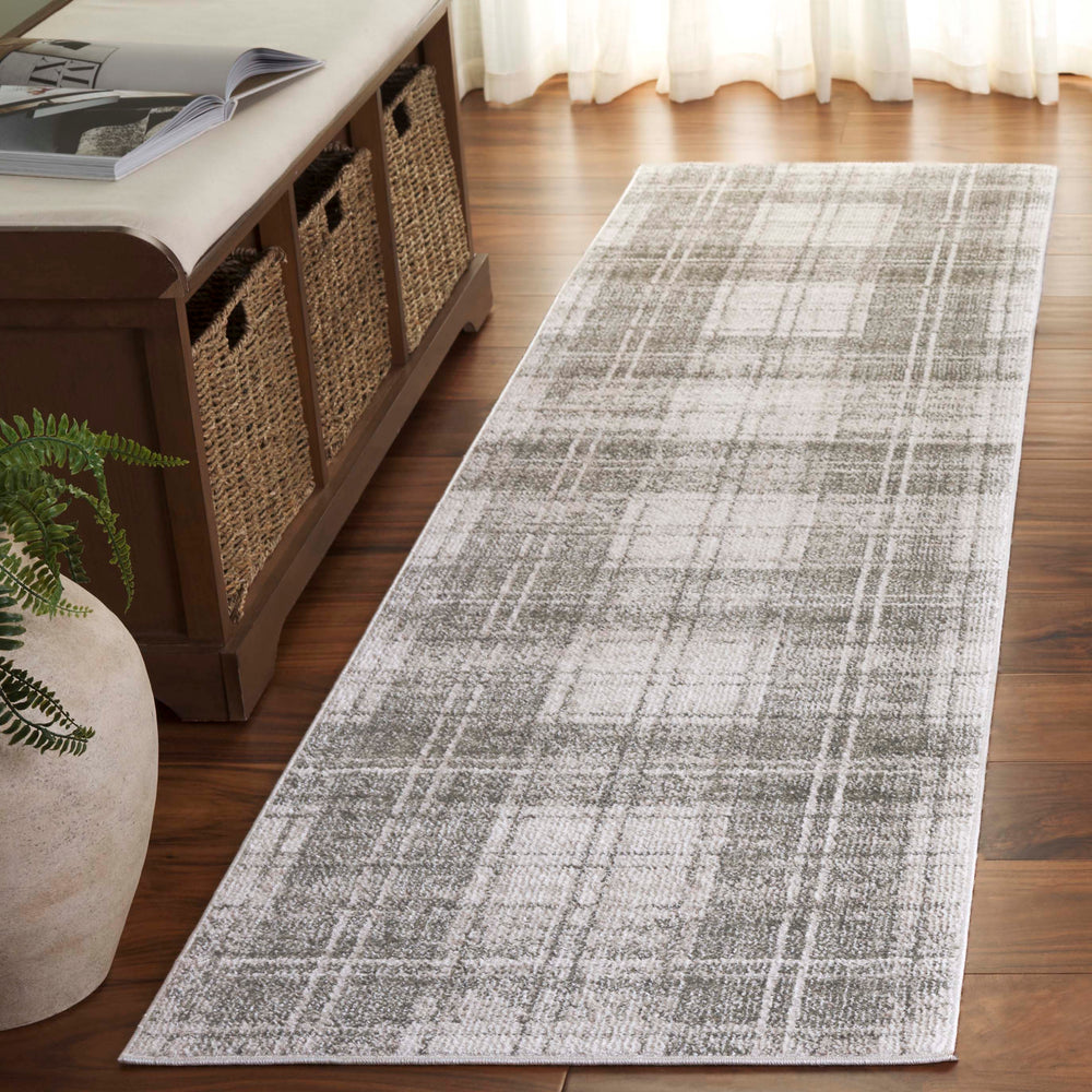 Safavieh Oxford Elegant Area Rug In Modern Style With Durable Power Loomed Construction For Any Home Space Green ,Ivory 50% Polyester,50% Polypropylene Oxp500y-8