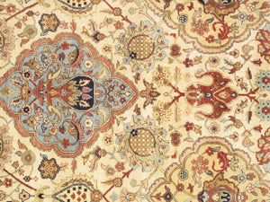 Pasargad Home Azerbaijan Collection Hand-knotted Lamb's Wool Area Rug – Elegant Floral Design Accents   P-lavar Ivo 9x12