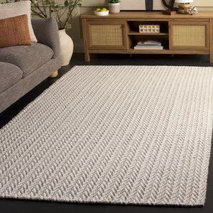Safavieh Palm Beach 616F Ivory Grey Chevron Rug — Wool‑Sisal Herringbone Weave, Low‑Profile Cushioned Texture For Coastal Modern DéCor 6'-0" x 9'-0" PAB616F-6
