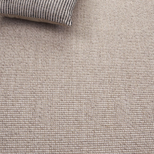 Safavieh Palm Boucle Wool-Jute Area Rug In Grey And Ivory — Low-Profile Texture, Durable Coastal Elegance 6'-0" x 9'-0" PAB624F-6