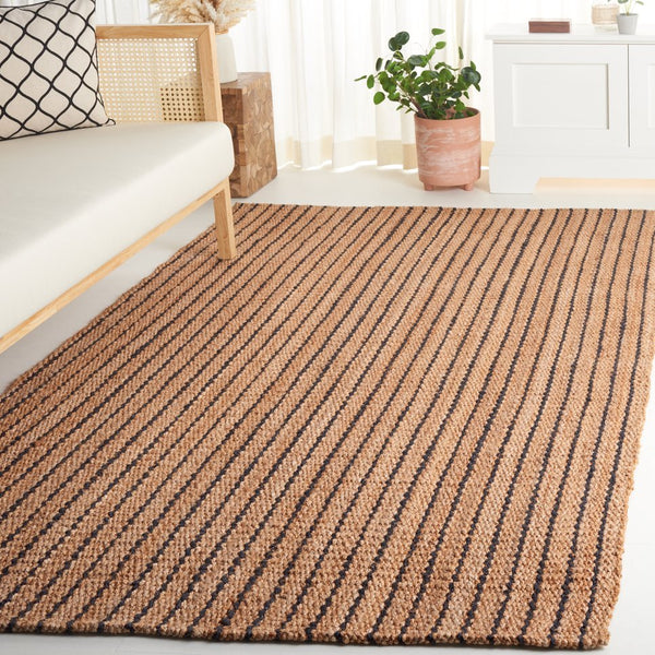Safavieh Palm Elegant Area Rug - Modern Black And Natural Striped Design For Timeless Home Decor Sophistication Natural ,Black 80% Jute & 20% Coir Pab630z-5