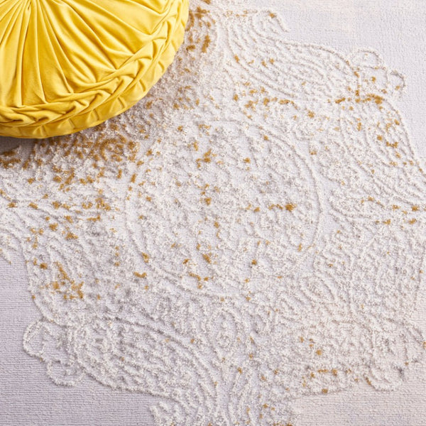 Safavieh Palma Traditional Power Loomed Polypropylene Accent Rug for Neutral Interiors PAM312A-3