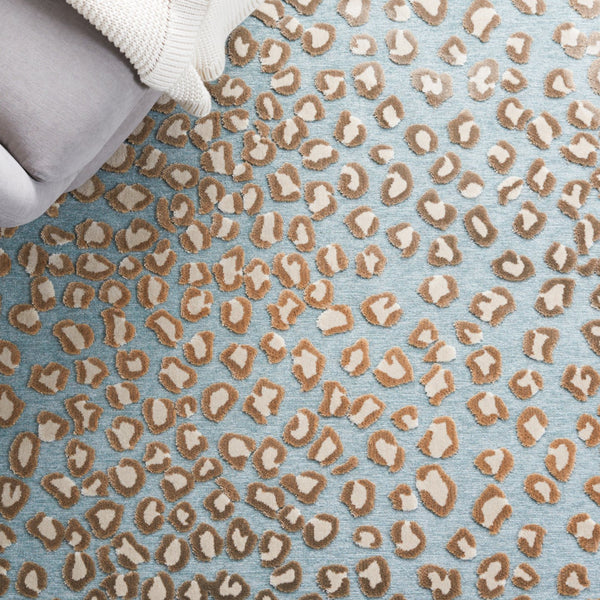 Safavieh Paradise Small Rectangle Area Rug - 4' X 5'7" Beige & Brown, Luxurious, Durable, & Stylish Beige ,Brown 75% Viscose,18% Polyester,7% Cotton Par84-303-4