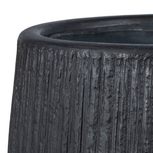 Safavieh FRANCIA Planter - Durable Concrete Vessel with Bark-Like Texture for Timeless Outdoor Elegance Black PAT1523A