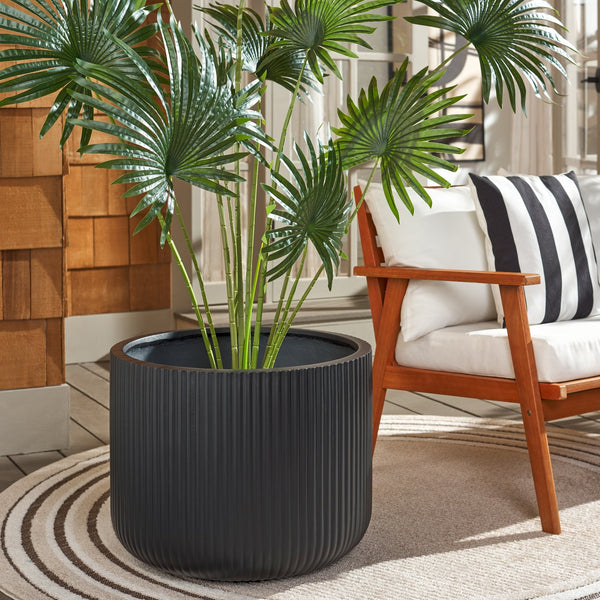 Safavieh Lucca Large Planter Pot - Elegant Ficonstone Design With Luxurious Black Finish & Vertical Stripes Black Ficonstone ,Cement Pat1533a