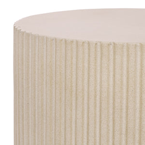 Safavieh Napa Side Table – Elegant Ficonstone Outdoor Furniture For Stylish And Durable Patio Living Spaces Beige  Pat1539b