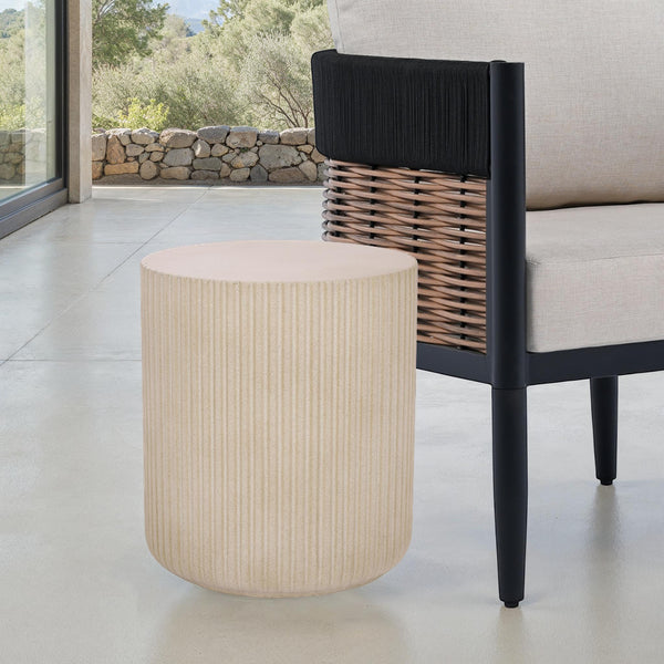 Safavieh Napa Side Table – Elegant Ficonstone Outdoor Furniture For Stylish And Durable Patio Living Spaces Beige  Pat1539b