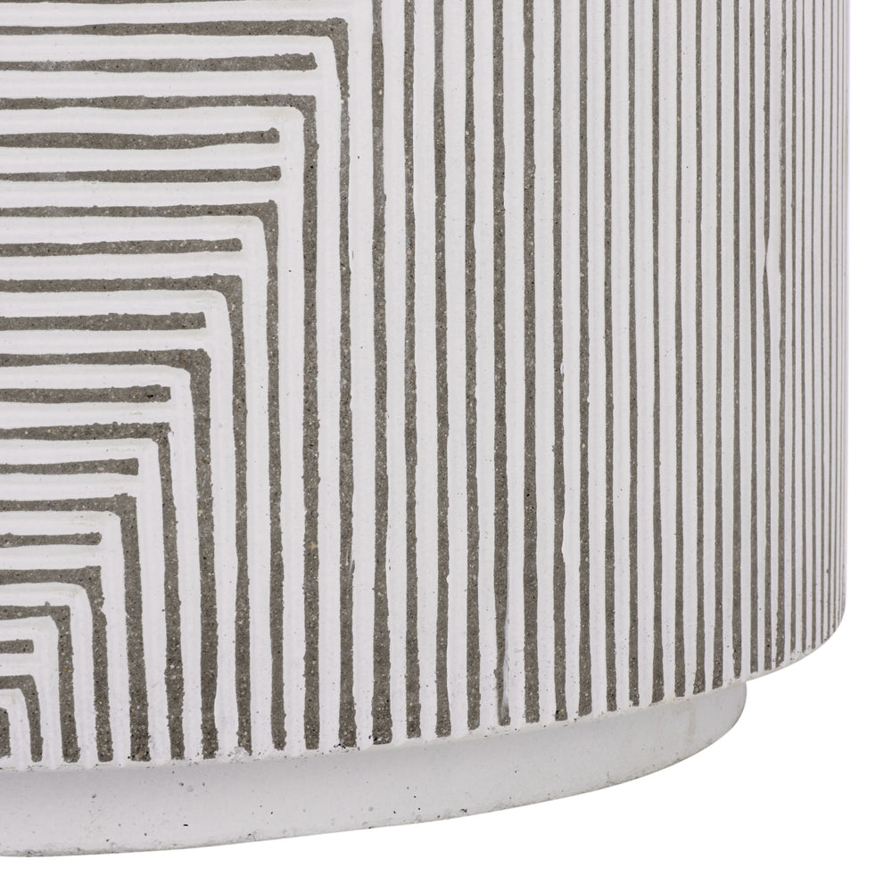 Safavieh Verona Side Table - Elegant White & Grey Ficonstone Outdoor Furniture For Stylish Patios & Gardens White ,Grey  Pat1541a