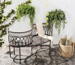Safavieh LARA Kissing Bench - Elegant Victorian Garden Furniture with Heart Designs for Charming Outdoor Spaces Rustic Brown PAT5005B