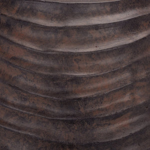 Safavieh DAMIAN Planter Pot - Modern Durable Outdoor Accent for Patios and Gardens, Weather-Resistant Design Brown PAT5043B