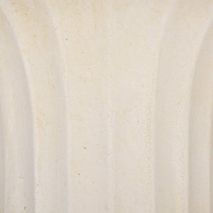 Safavieh Durham Planter Pot - Elegant Outdoor Decor, Weather-resistant Magnesium Oxide For Timeless Style Off White Magnesium Oxide Pat5045a