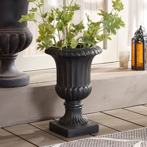 Safavieh DURHAM Planter Pot - Stylish Magnesium Oxide Design for Contemporary Patios and Elegant Gardens Black PAT5045E