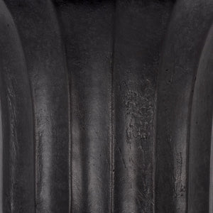 Safavieh Durham Planter Pot - Elegant Outdoor Decor, Weather-resistant Magnesium Oxide For Timeless Style Black Magnesium Oxide Pat5045e