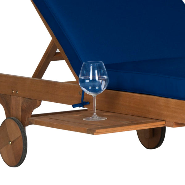 Safavieh NEWPORT Lounge Chair – Elegant Outdoor Seating with Classic Design, Comfortable Cushion & Table Natural / Navy PAT7022B