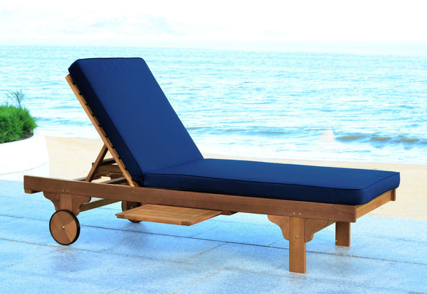 Safavieh NEWPORT Lounge Chair – Elegant Outdoor Seating with Classic Design, Comfortable Cushion & Table Natural / Navy PAT7022B