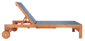 Safavieh RALDEN Outdoor Sun Lounger - Stylish Eucalyptus Frame with Chic Fabric for Ultimate Relaxation & Comfort Natural / Navy PAT7070B