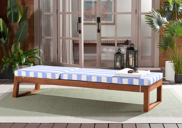Safavieh Sophie Lounger - Elegant Outdoor Retreat With Durable Eucalyptus Frame And Soft Foam Cushioning Natural ,Baby Blue Stripe Eucalyptus,Fabric,Foam Pat7101u
