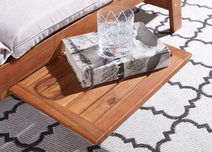 Safavieh EMELY Outdoor Daybed - Stylish Convertible Lounger with Weather-Resistant Cushions for Patios Natural / Light Grey PAT7300E