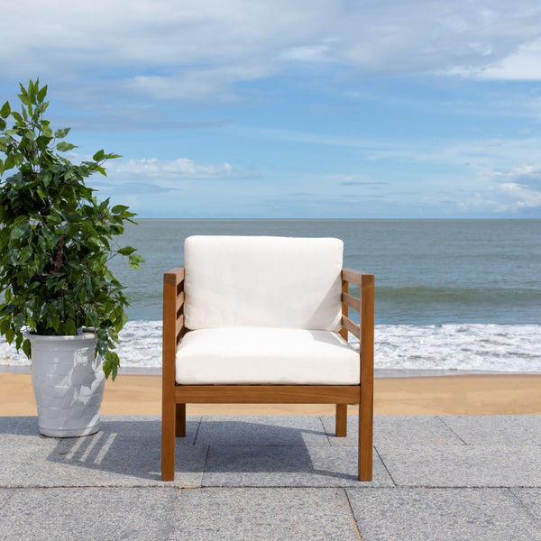 Safavieh KINNELL Outdoor Armchair - Stylish Wood Frame with Plush Cushions for Ultimate Comfort & Durability Natural / Beige PAT7301A