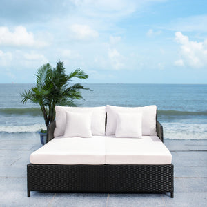 Safavieh CADEO Outdoor Daybed – Luxurious Wicker Frame with Plush Cushions for Relaxing Poolside Retreat Black / Beige PAT7500A