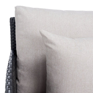 Safavieh CADEO Outdoor Daybed – Luxurious Wicker Frame with Plush Cushions for Relaxing Poolside Retreat Black / Light Grey PAT7500E