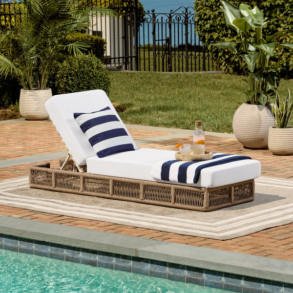 Safavieh Gillian Sunlounger – Coastal Elegance With Natural Rope & White Cushion For Ultimate Relaxation! Heather Tan ,White Steel,Rope Pat7527d
