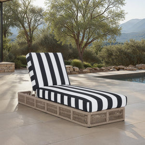 Safavieh GILLIAN Coastal Daybed with Woven Rope Accents for Relaxing Outdoor Lounging by the Pool or Patio Heather Tan / Navy Striped PAT7527F