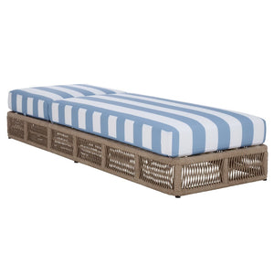 Safavieh Gillian Sunlounger – Coastal Style Outdoor Daybed With Woven Rope And Cushion For Relaxation Bliss Heather Tan ,Baby Blue Stripe Steel,Rope Pat7527u