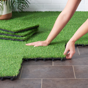 Safavieh PAJU Grass Floor Tiles - Interlocking Green Patios & Decks, Quick Install, Durable & Low-Maintenance PAT7910A