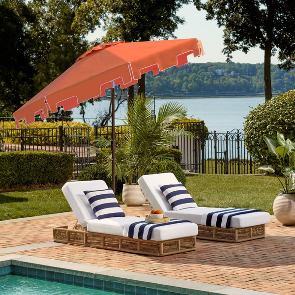 Safavieh ZIMMERMAN 9 FT Market Umbrella - Elegant Outdoor Shade with Stylish Canopy & Durable Frame Orange / White PAT8000G