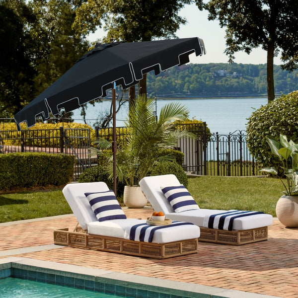 Safavieh ZIMMERMAN 9 FT Market Umbrella - Chic Black & White Design for Stylish Outdoor Shade Solutions PAT8000H