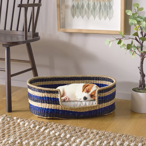 Safavieh ELYON Cozy Pet Bed & Cushion in Beige/Natural - Stylish, Durable, Easy Care for Your Furry Friend! PET1803A
