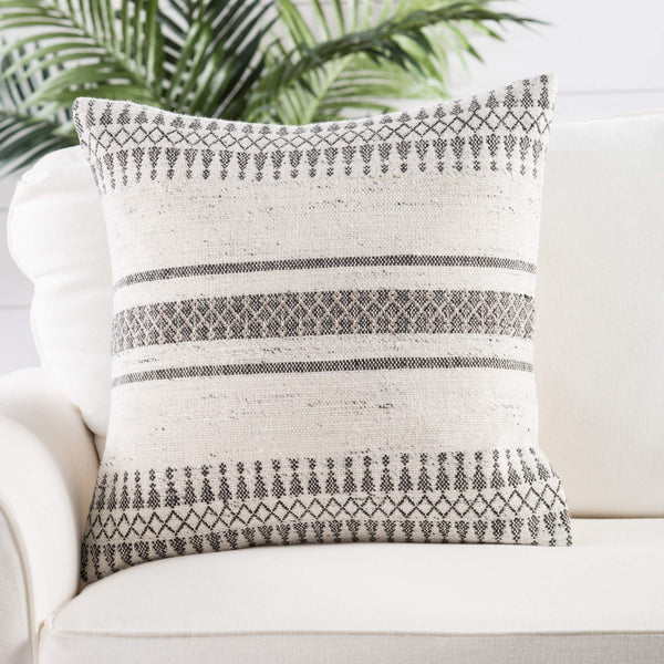 Jaipur Living Jaipur Living Prescott Viscose Pillow Cover Geometric Lattice Folk Pattern Gray Ivory PLC101525